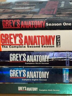 Grey's Anatomy DVD Box Set - Multicolor